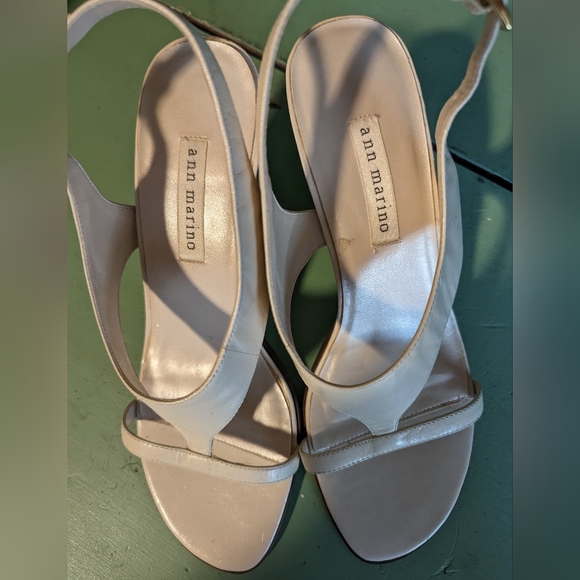 Ann Marino Heels, Sandals, Leather, Cream, Size 8.5M - Picture 3 of 8